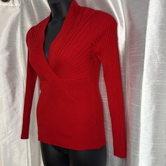 INC International Concepts Deep V Neck Red Ribbed Fitted Rayon Acrylic Women’s L - Picture 3 of 10